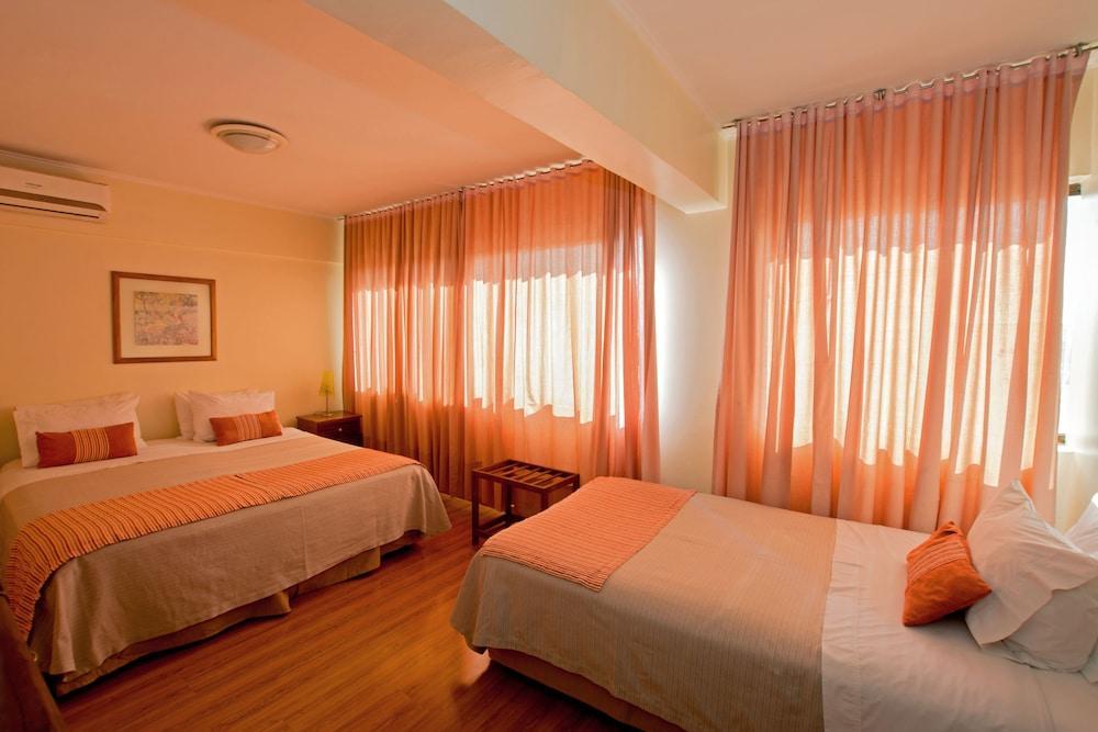 Hotel Dacarlo Сантьяго Экстерьер фото