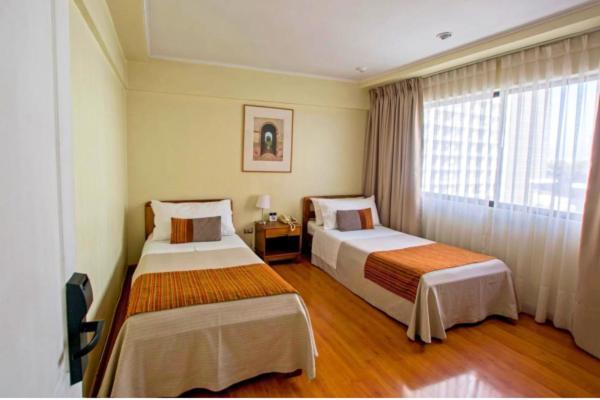 Hotel Dacarlo Сантьяго Экстерьер фото