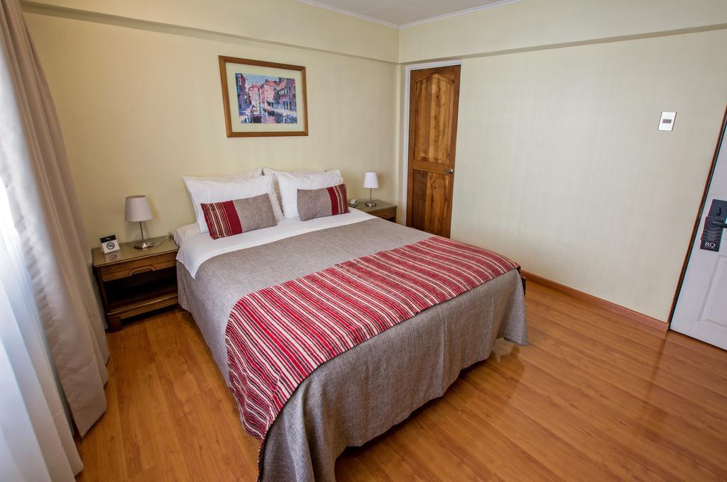 Hotel Dacarlo Сантьяго Номер фото